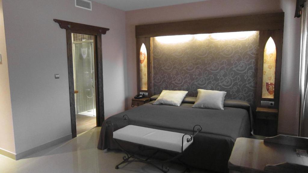 Hotel La Brasa Vélez de Benaudalla Zimmer foto